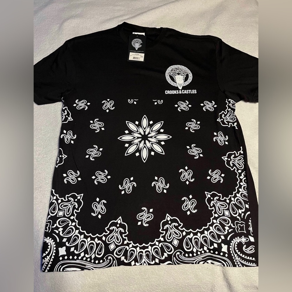 Crooks and castles shirt